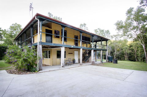 Airlie Beach Eco Cabins - Adults Only - Accommodation Asia 44
