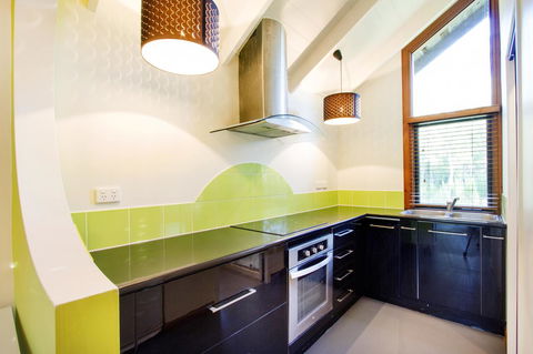 Airlie Beach Eco Cabins - Adults Only - Accommodation Asia 10