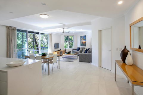 Emerald Noosa - Accommodation Asia 23