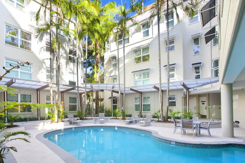 Emerald Noosa - Accommodation Asia 1