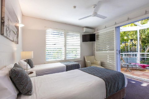 Emerald Noosa - Accommodation Asia 11