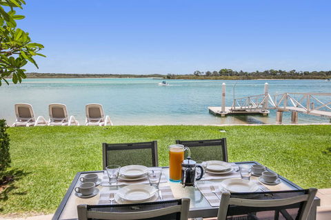 Noosa Harbour Resort - Accommodation Asia 6