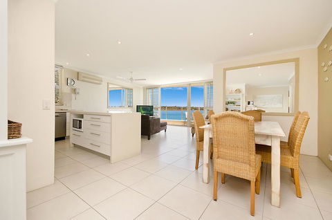 Noosa Harbour Resort - Accommodation Asia 44