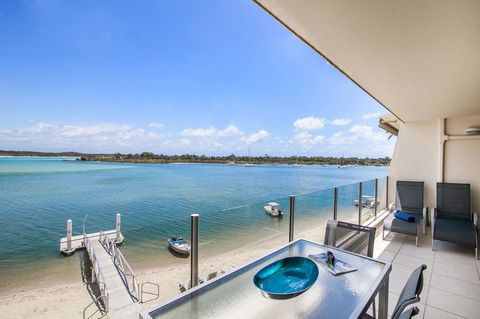 Noosa Harbour Resort - Accommodation Asia 36