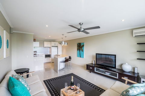 Noosa Harbour Resort - Accommodation Asia 9