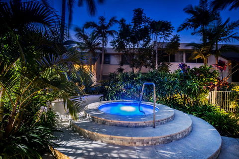 Noosa Harbour Resort - Accommodation Asia 8
