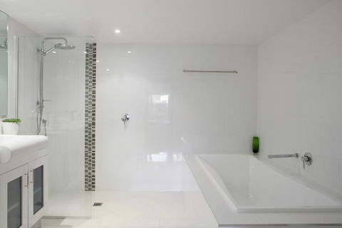 Hotel Laguna - Accommodation Asia 5