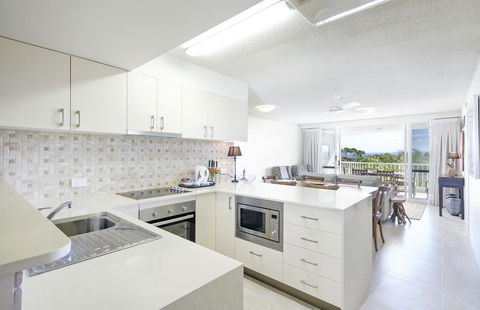 Noosa Hill Resort - Accommodation Asia 6