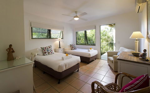 The Retreat Beach Houses - Accommodation Asia 10