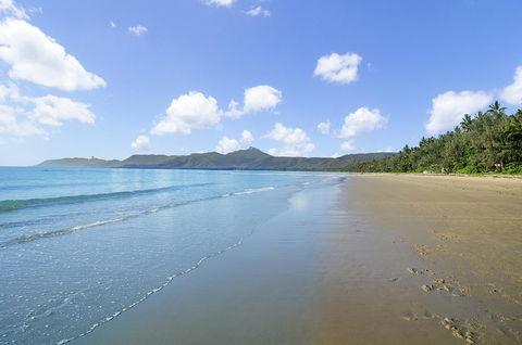 By The Sea Port Douglas - Accommodation Asia 27