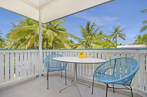 By The Sea Port Douglas - Accommodation Asia 16