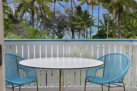 By The Sea Port Douglas - Accommodation Asia 5