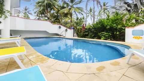 By The Sea Port Douglas - Accommodation Asia 25