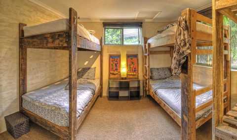 KiteSurf 1770 Beach House - Accommodation Asia 8