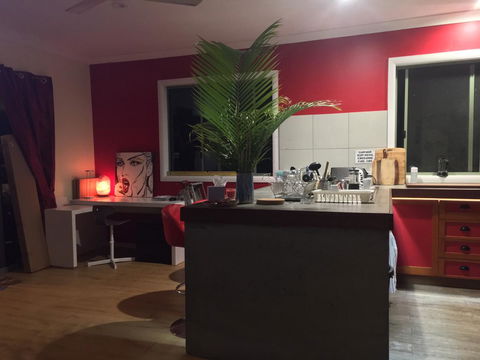 KiteSurf 1770 Beach House - Accommodation Asia 11