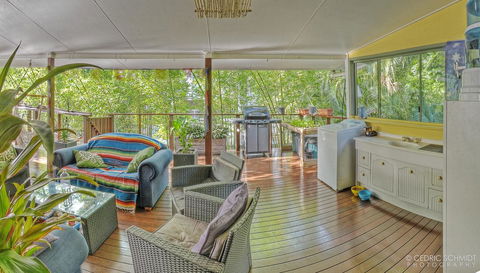 KiteSurf 1770 Beach House - Accommodation Asia 6