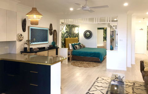 NOMAD - Luxe Apartment - Accommodation Asia 22