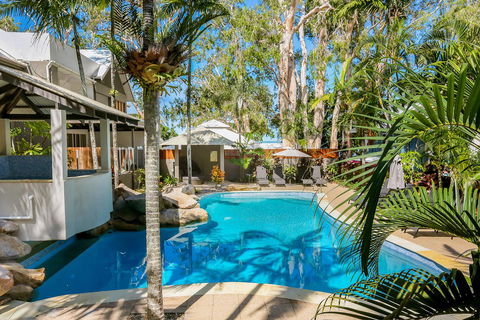Paradise On The Beach Resort - Accommodation China 4