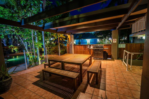 Paradise On The Beach Resort - Accommodation China 17