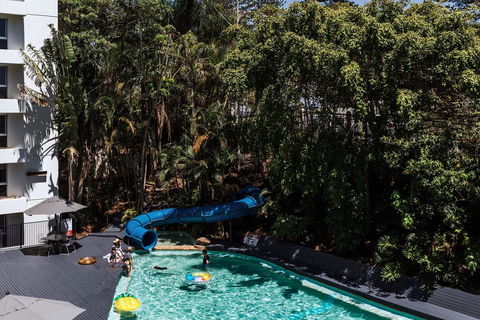 Rainbow Bay Backpackers - Accommodation Asia 18