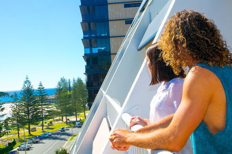 Rainbow Bay Backpackers - Accommodation Asia 6