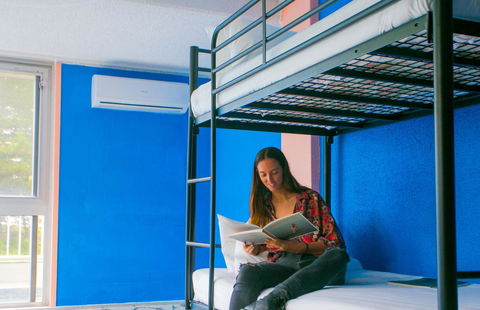 Rainbow Bay Backpackers - Accommodation Asia 30