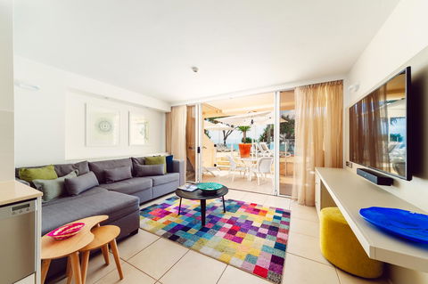 Netanya Noosa Beachfront Resort - Accommodation Asia 4