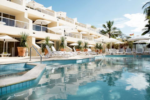 Netanya Noosa Beachfront Resort - Accommodation Asia 2