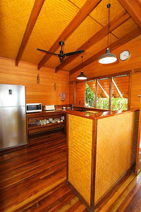 1770 Beach Shacks - Accommodation Asia 6