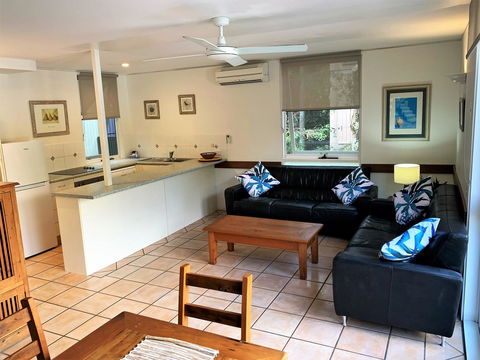 The Hastings Beach Houses - Accommodation Asia 10