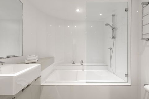 The Cove Noosa - Accommodation Asia 12