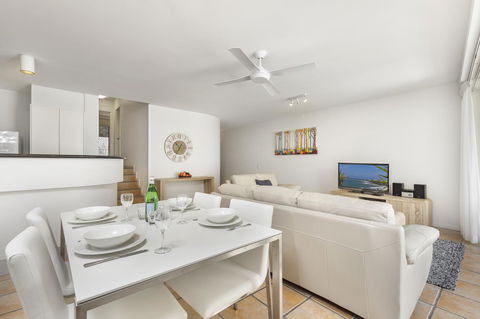 The Cove Noosa - Accommodation Asia 19