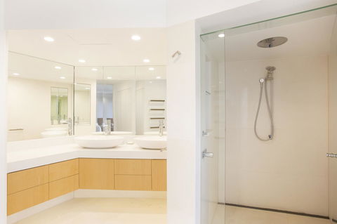 The Cove Noosa - Accommodation Asia 38