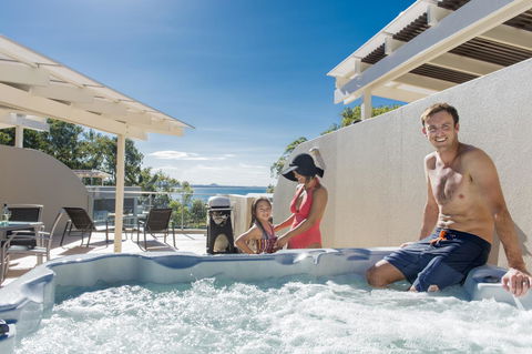 The Cove Noosa - Accommodation Asia 25