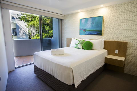 The Cove Noosa - Accommodation Asia 36
