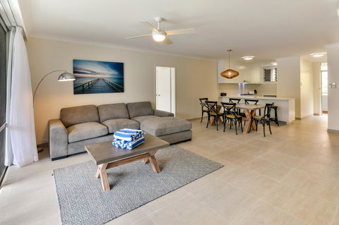 Frangipani 104 - Hamilton Island - Accommodation Asia 4