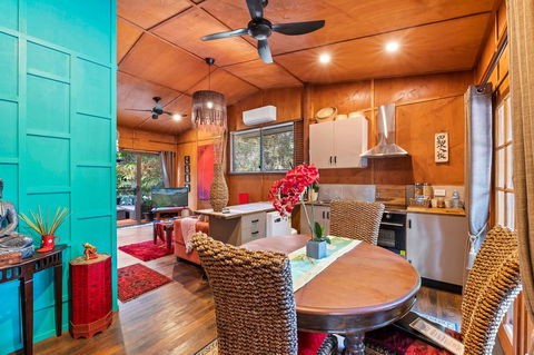 Noosa Hinterland Retreat - Accommodation Asia 1