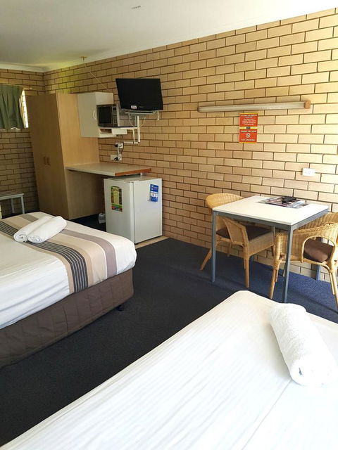 Twin Pines Motel - Accommodation China 2
