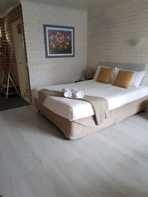 Twin Pines Motel - Accommodation China 5