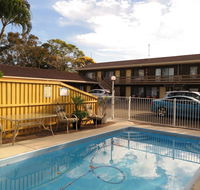Twin Pines Motel - Accommodation China