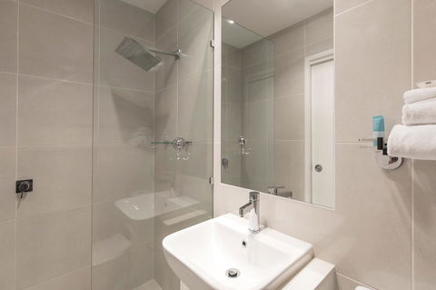 Noosa Shores Resort - Accommodation Asia 18