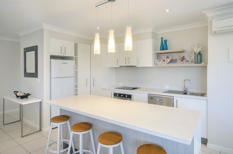 Noosa Shores Resort - Accommodation Asia 17