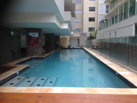 Redvue Holiday Apartments - Accommodation Asia 9