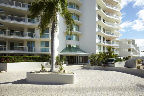 Mariners North Holiday Apartments - Accommodation Asia 16