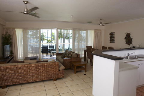 Mariners North Holiday Apartments - Accommodation Asia 31