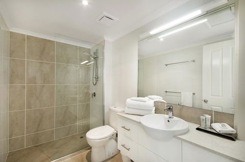 Mariners North Holiday Apartments - Accommodation Asia 39