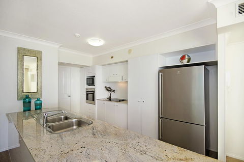 Mariners North Holiday Apartments - Accommodation Asia 24