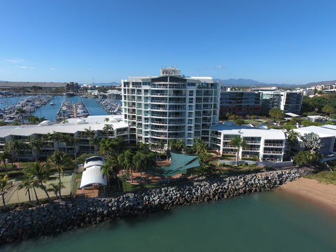 Mariners North Holiday Apartments - Accommodation Asia 0