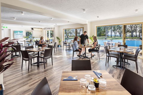 The Beach Motel Hervey Bay - Accommodation Guide 8