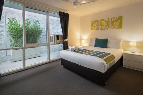 The Beach Motel Hervey Bay - Accommodation Guide 1
